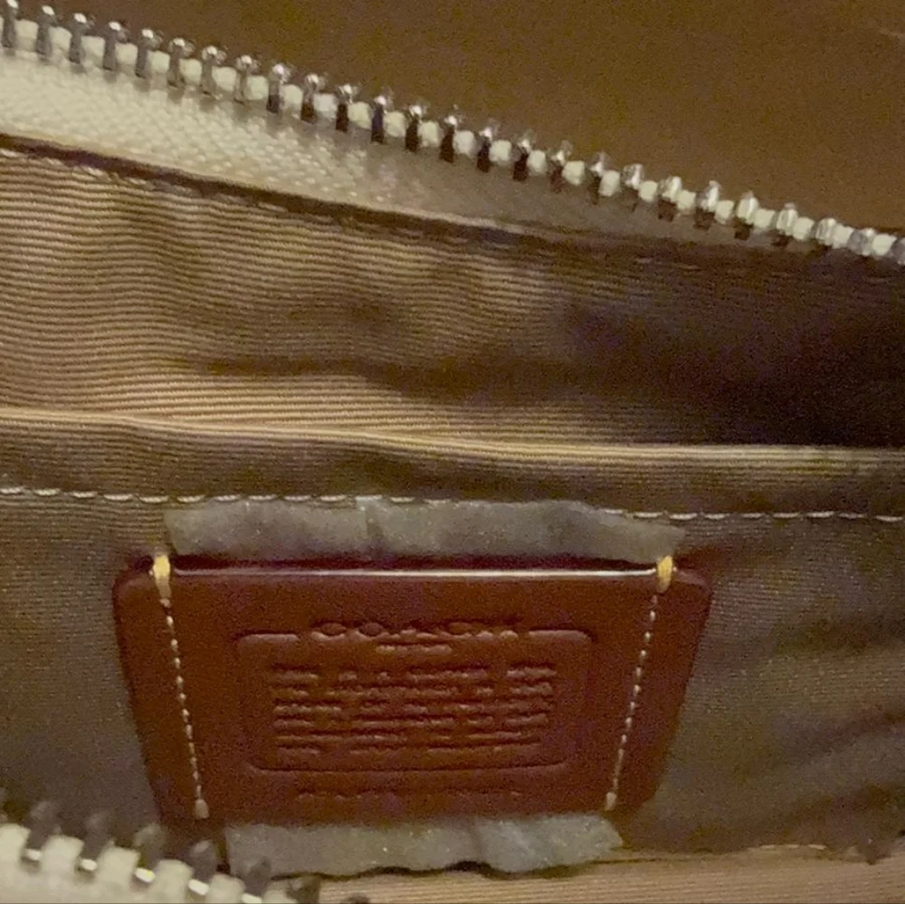 COACH Ashton Beige Shoulder Bag - Picture 6 of 10